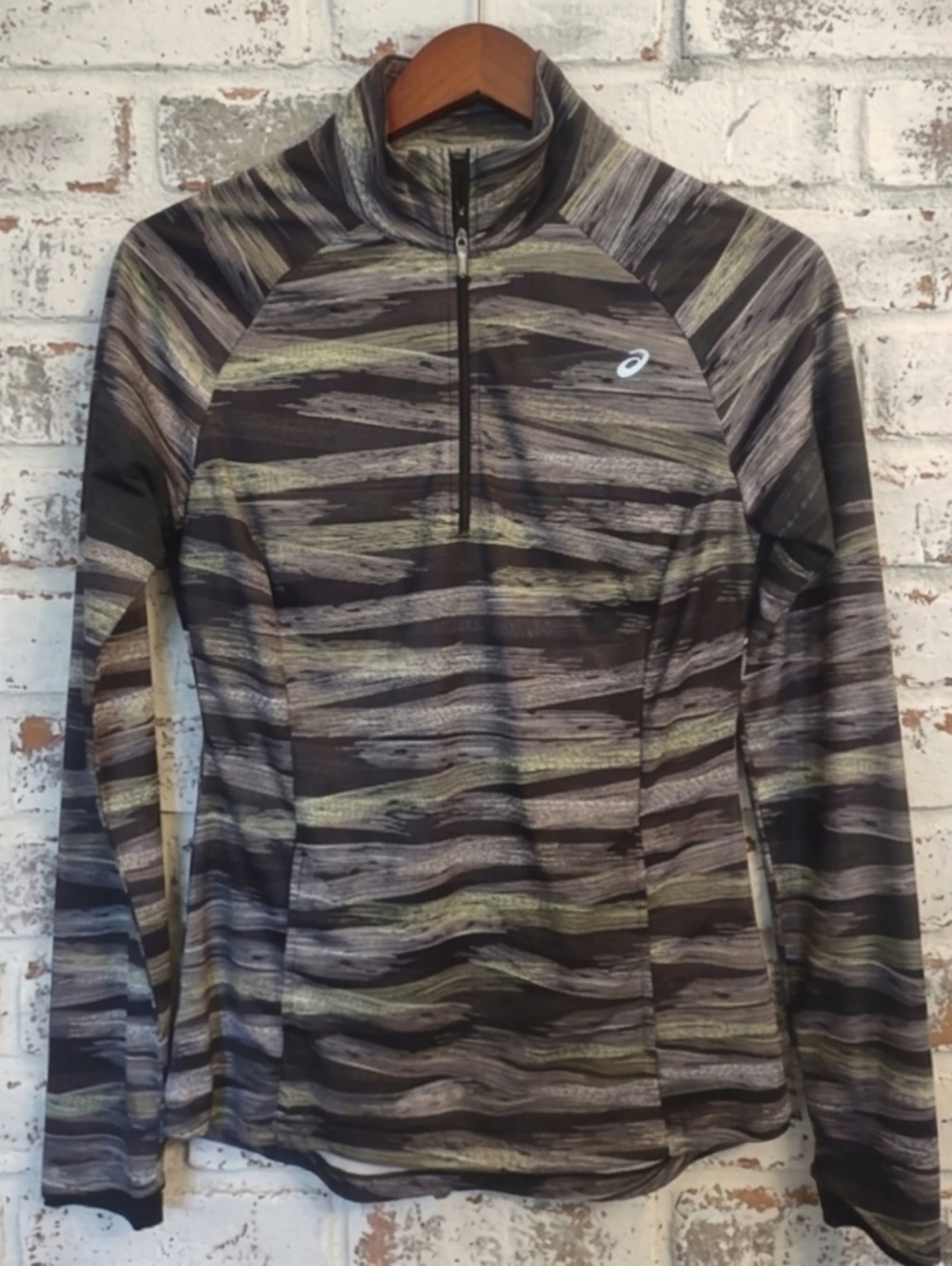 ASICS Women's Lite-Show 1/4 Zip Pull Over Top Jacket Athletic Size Medium